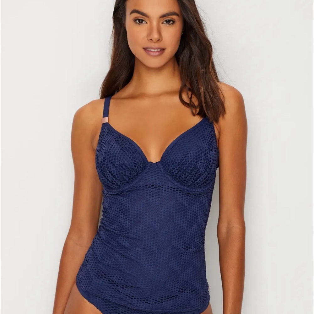 Underwire tankini top in navy